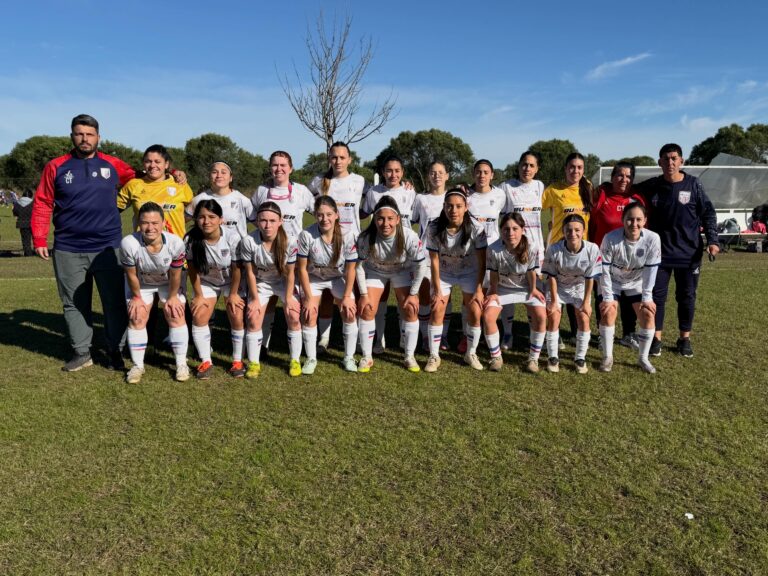 San Benito Paraná gritó campeón en el fútbol femenino.